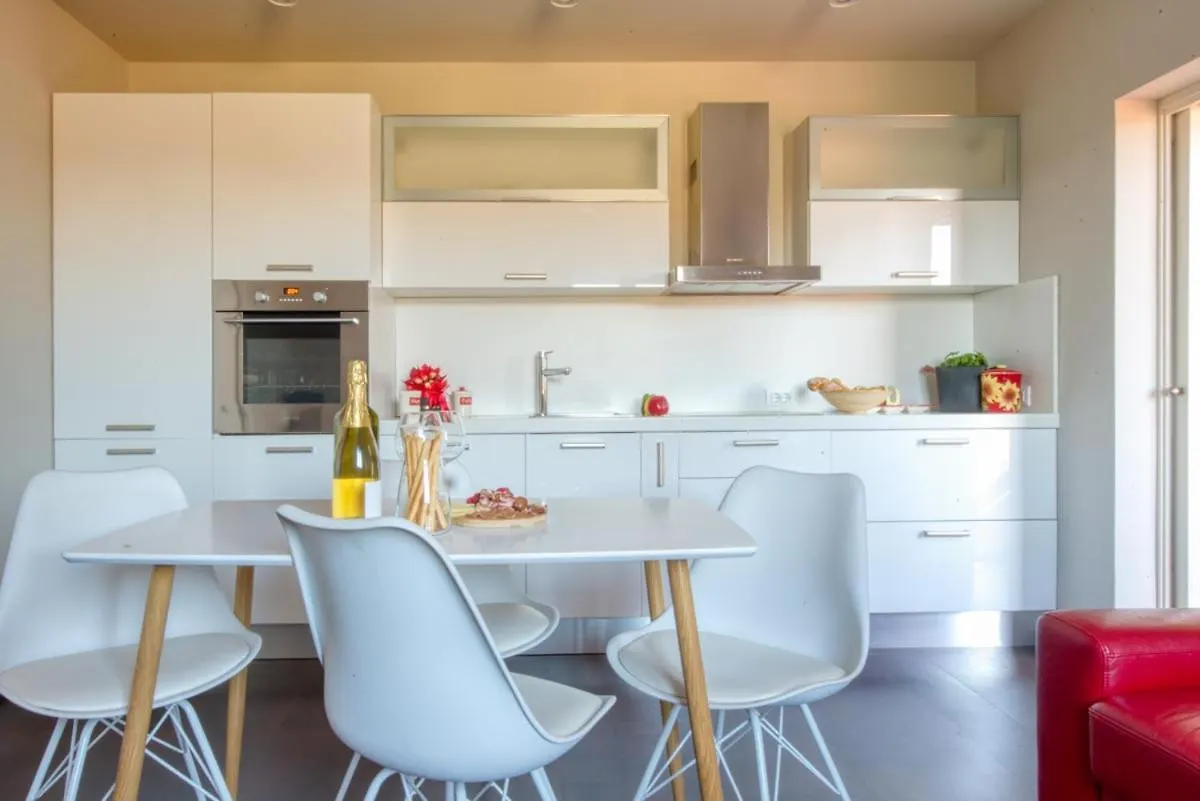 Beautiful Apartment Toni Rovinjsko Selo