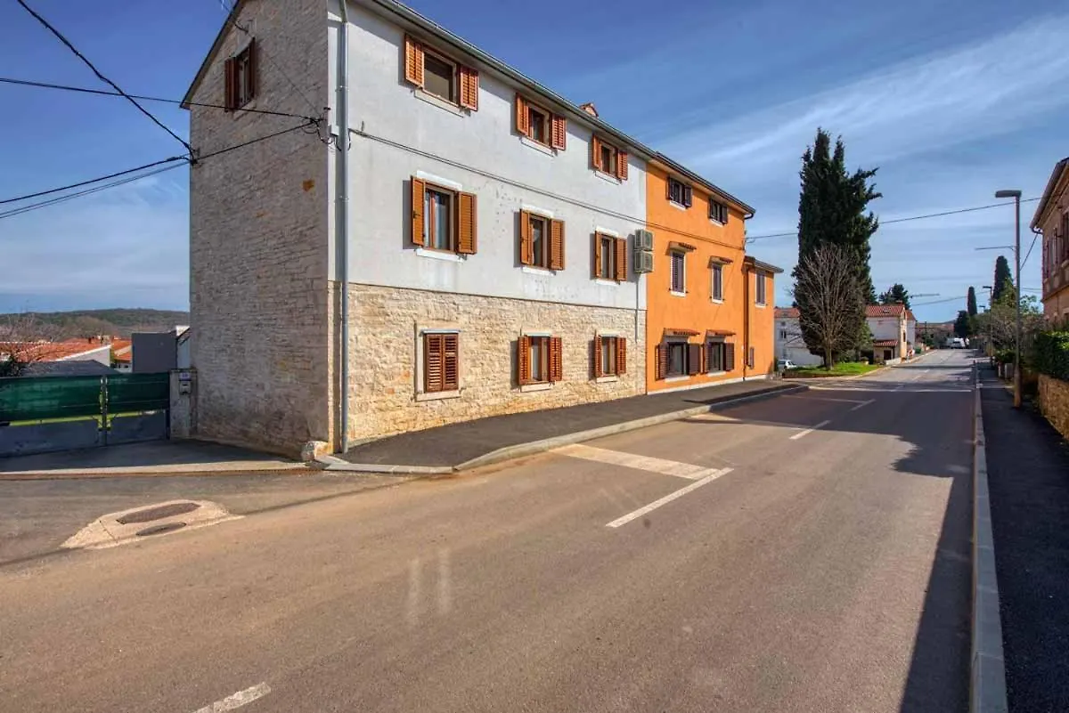Beautiful Apartment Toni Rovinjsko Selo